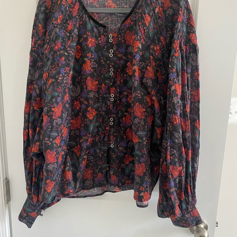 Pilcro Black and Red Buttoned Long Sleeve Blouse